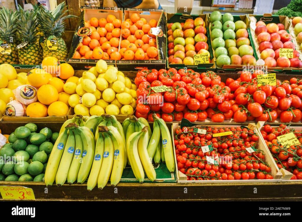 fruit-and-vegetable-market-lots-of-different-fresh-fruits-and-vegetables-2AE7NM9