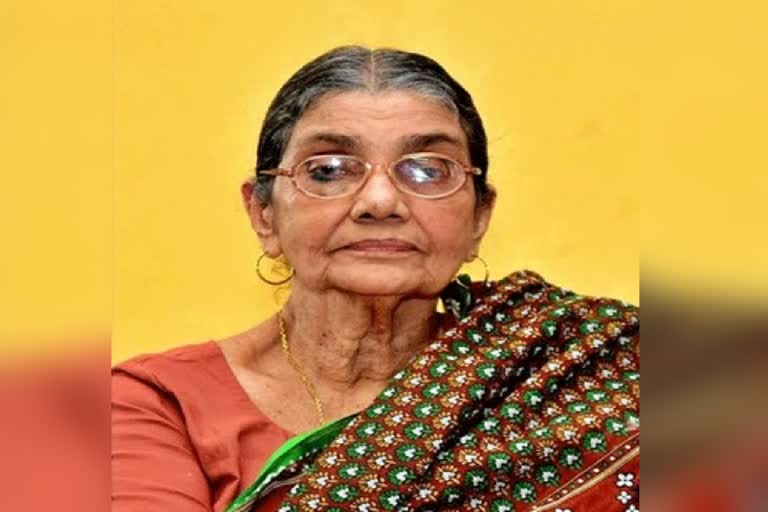 "ಸಾರಾ ಅಬೂಬಕ್ಕರ್ "