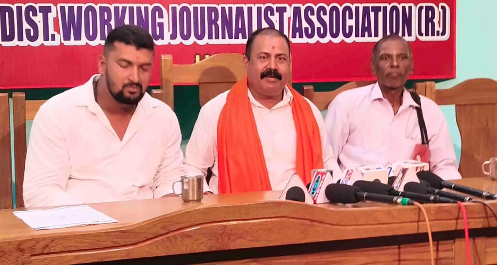 WhatsApp Image 2025-10-03 at 9.49.15 PM