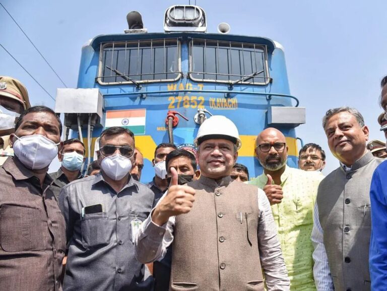 WhatsApp Image 2025-11-25 at 4.49.02 PM