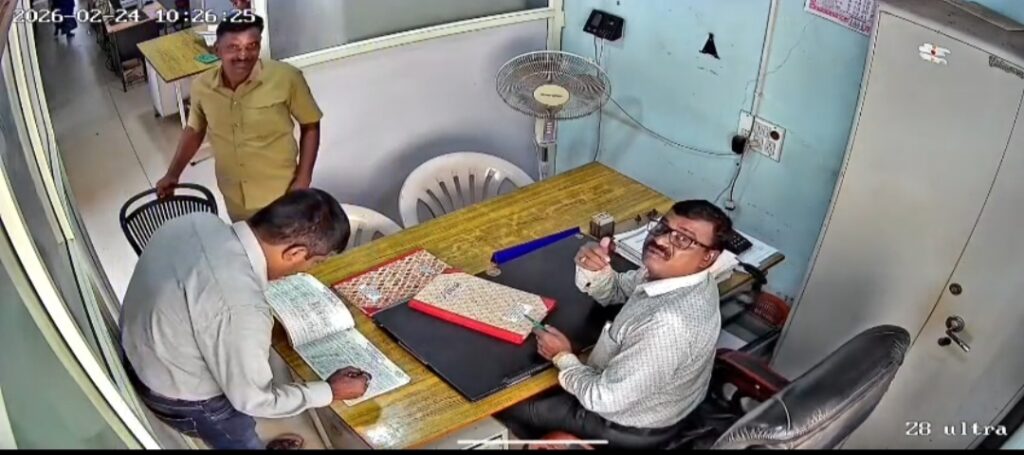 8c8659c6159ac8d0957f06c45d8fe1fe5293b095b25dcd61153694a397e4b3eb.0