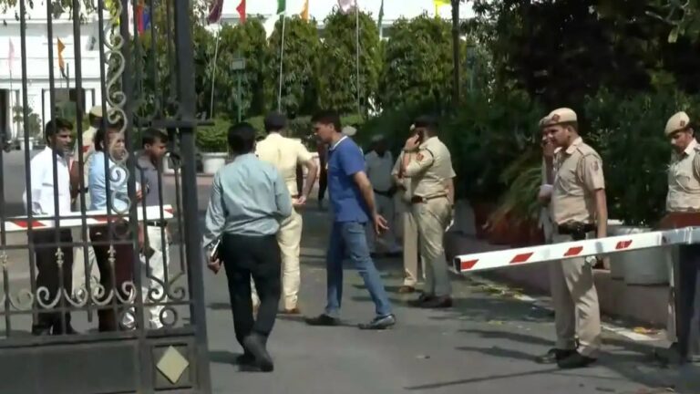 n7074202991775475699419141e6483b75a47efaa90c2c40ca258d92a6bc1dc053e6122d06e57d69e78c066