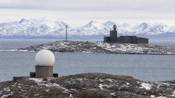 important-military-and-space-bases-in-the-arctic-eh08-600x338
