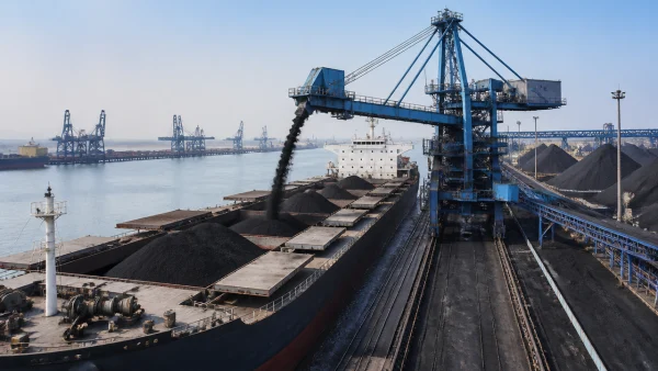 paradip-port-sets-single-day-coal-loading-record-rk1l-600x338